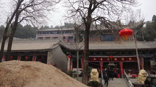 崛山[陝西省岐山縣山地]