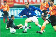 在上海中遠破門照片