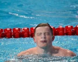 亞當·布朗[英國游泳運動員]