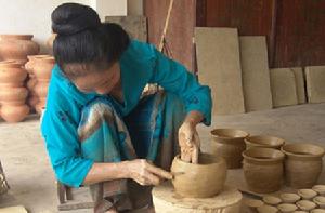 傣族慢輪制陶技藝