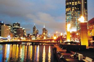 燈火通明 燈火通明