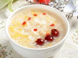 蓮子芡實糯米粥