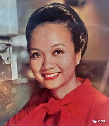 加拿大首位華人總督，父親曾被日軍俘虜，卻因禍得福！