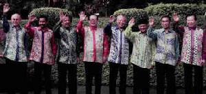 1998年11月18日，第6次亞太經合組織領導人非正式會議在馬來西亞的吉隆坡舉行。