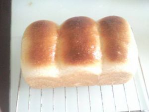 蜂蜜椰絲吐司 蜂蜜椰絲吐司