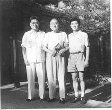 黃萬裡帶長子觀鴻探望父親黃炎培