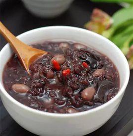 花生紅棗黑米粥 花生紅棗黑米粥