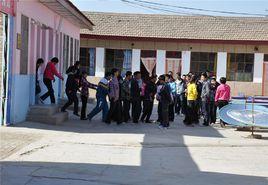 新集初級中學 新集初級中學