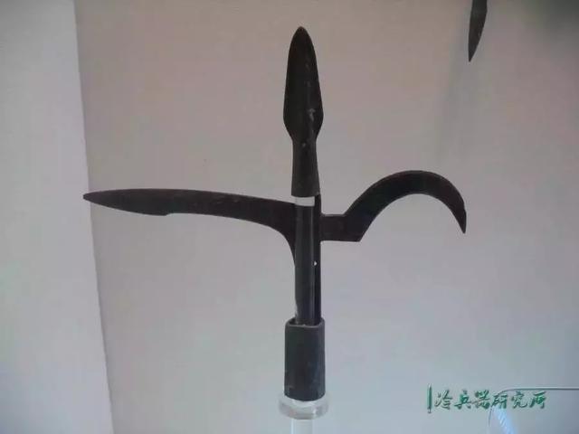 中國鐵戟和青銅戟為什麼外形差那么多? 中國鐵戟和青銅戟為什麼外形差那么多?