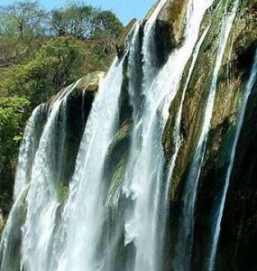 長白瀑布群 長白瀑布群