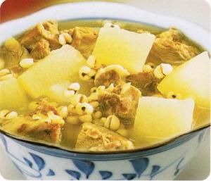 土伏苓薏米瘦肉湯 土伏苓薏米瘦肉湯