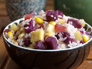 皆大歡喜--軟糯香甜的粗糧臘腸炒飯