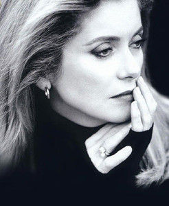 凱薩琳&middot;德納芙 飾 C&eacute;cile