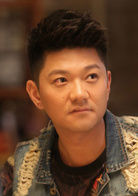 肖一飛   演員 彭博