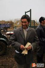 給蘆葦工人送去冬天的溫暖