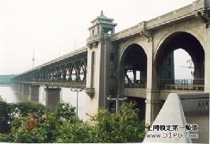 湖北武漢長江大橋