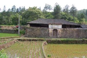 新塘房村 新塘房村