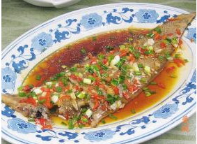 清蒸辣味方板魚 清蒸辣味方板魚