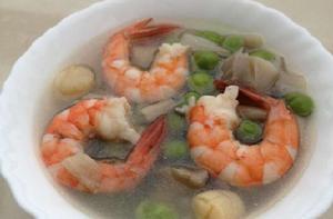 鮮蝦菌菇湯 鮮蝦菌菇湯