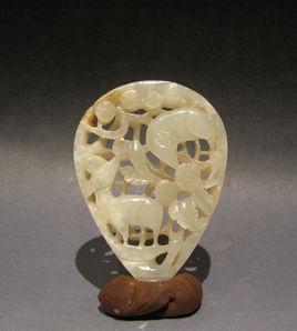 桃形玉佩 桃形玉佩