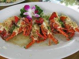 蒜茸開背蒸龍蝦 蒜茸開背蒸龍蝦