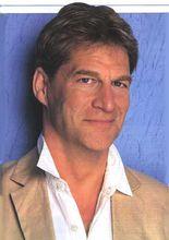 西蒙&middot;麥克金代爾