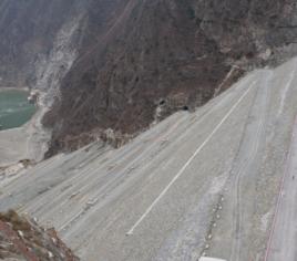 斜牆堆石壩 斜牆堆石壩