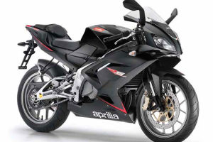 阿普利亞RS125