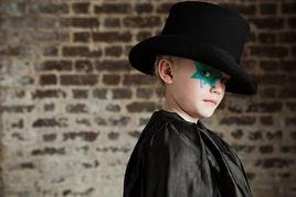 魔術小女孩 魔術小女孩