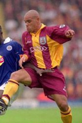 安迪·邁爾斯 安迪·邁爾斯