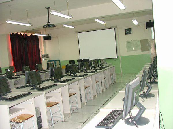 北航附中部分教室(當前設備已更新)