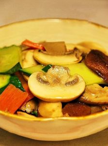 素炒三菇 素炒三菇