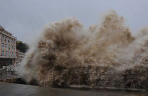 人工影響颱風試驗 人工影響颱風試驗