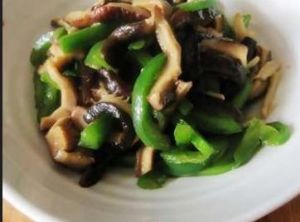 青椒炒素鱔 青椒炒素鱔