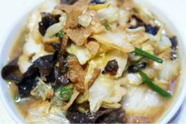 白菜木耳炒肉 白菜木耳炒肉