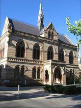 阿德萊德大學現行政辦公樓