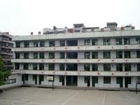 榮縣城關初級中學