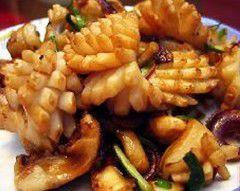 油爆墨魚 油爆墨魚