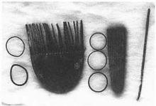 朝鮮樂浪土城石巖洞墓中發現的漢墓遺物