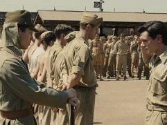 《堅不可摧》劇照