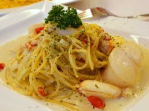 蒔蘿奶油鮭魚面 蒔蘿奶油鮭魚面