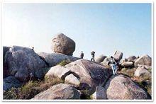 汕頭筆架山風動石