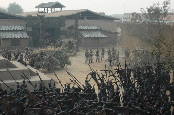 此將曾令十六國驚懼,因燕國四五萬人被坑殺而出山 領狼軍復仇 此將曾令十六國驚懼,因燕國四五萬人被坑殺而出山 領狼軍復仇