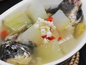 冬瓜薏仁鯽魚湯 冬瓜薏仁鯽魚湯