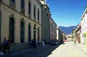 特立尼達耶穌會傳教區