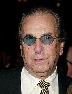 丹尼·愛羅 丹尼·愛羅