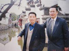 陳建清和師傅蔡秋白先生合影