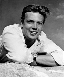 卡爾海因茨·伯姆 卡爾海因茨·伯姆