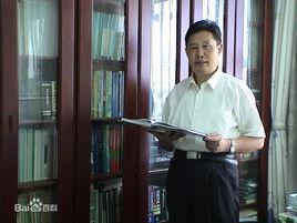 趙英林[武漢大學水利水電學院教授、原副院長]