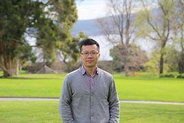 周鵬[清華大學外文系副教授，博士生導師]